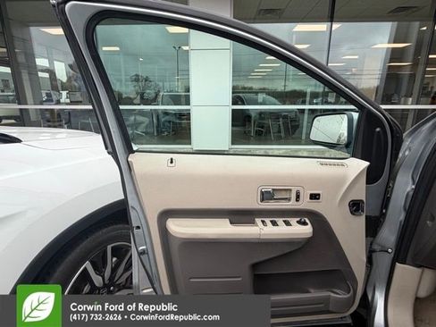 Used 2007 Ford Edge SEL image 9