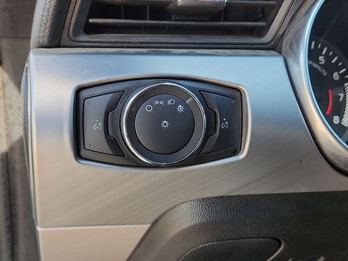 Used 2022 Ford Mustang Premium image 13