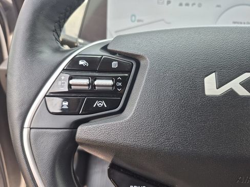Used 2024 Kia EV6 Light AWD/4WD image 19
