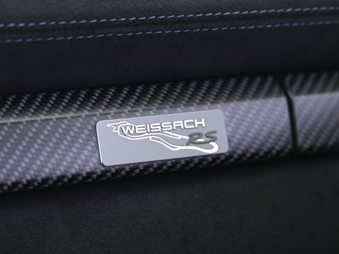 Used 2025 Porsche 718 Cayman GT4 RS RWD image 30