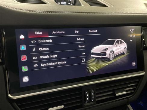 Used 2023 Porsche Cayenne Turbo S image 29