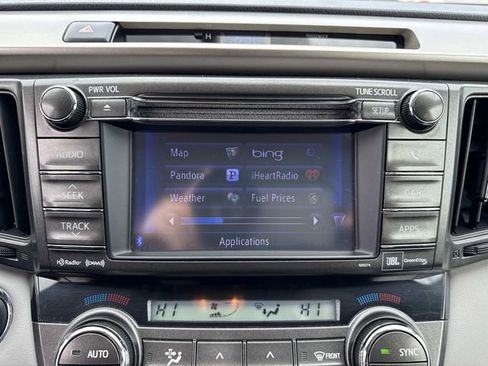 Used 2013 Toyota RAV4 Limited image 19