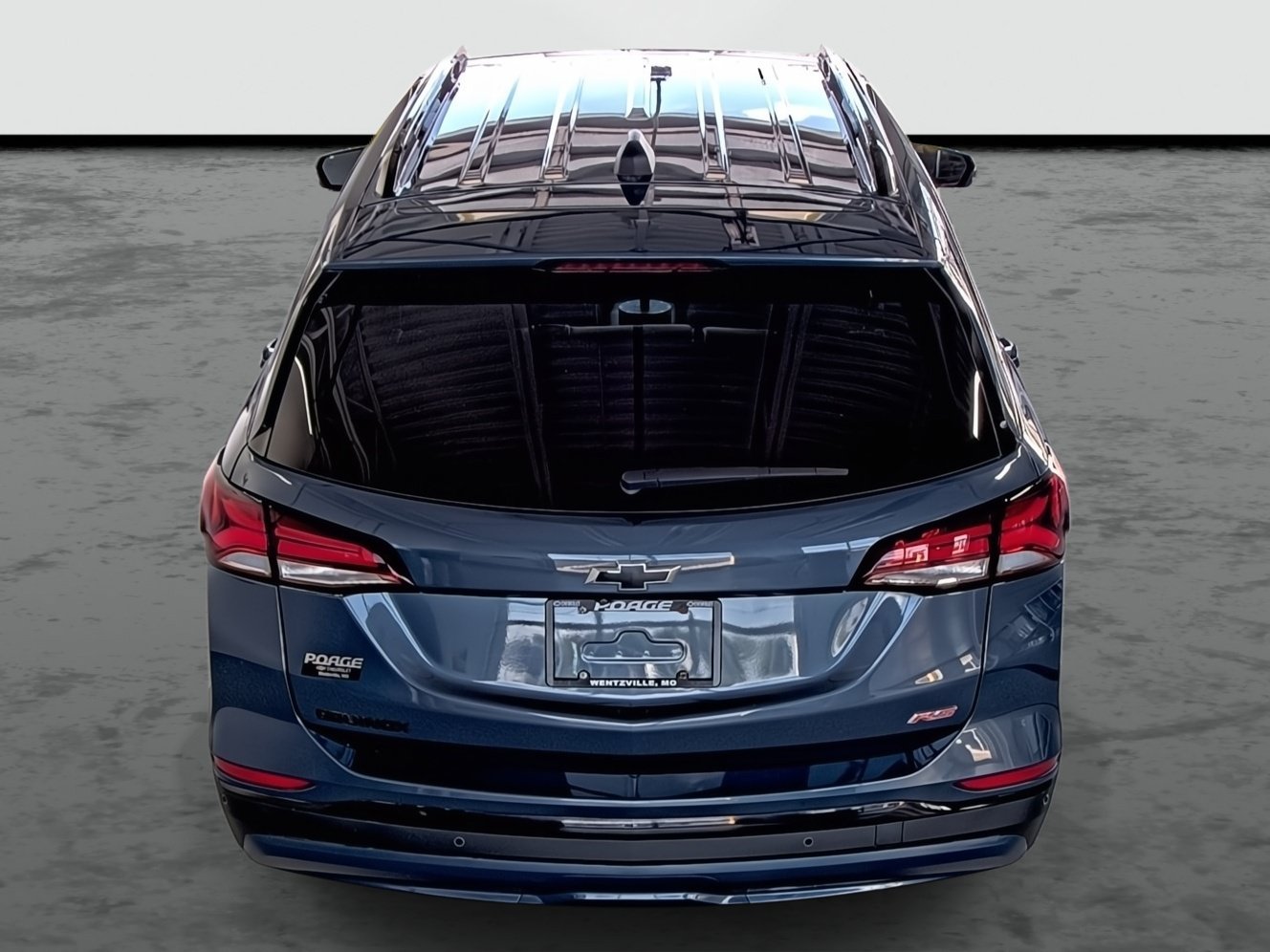 Certified 2024 Chevrolet Equinox RS FWD image 3