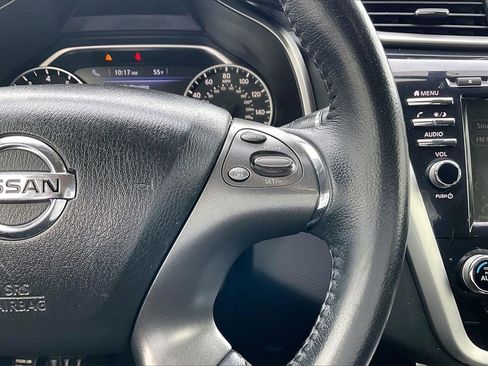 Used 2019 Nissan Murano SV image 11