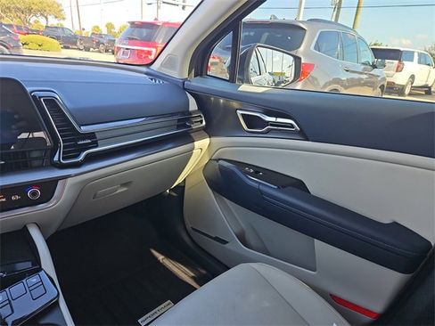 Used 2024 Kia Sportage EX w/ EX Premium Package image 10