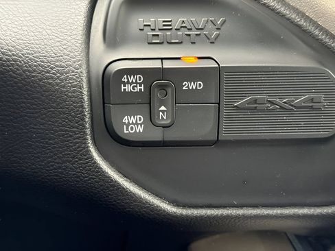 Used 2024 RAM 2500 Laramie AWD/4WD image 14