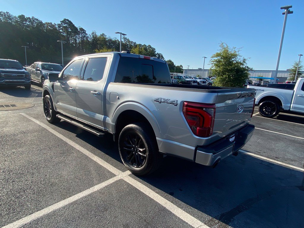 Used 2025 Ford F150 Lariat w/ Equipment Group 501A Mid AWD/4WD image 5