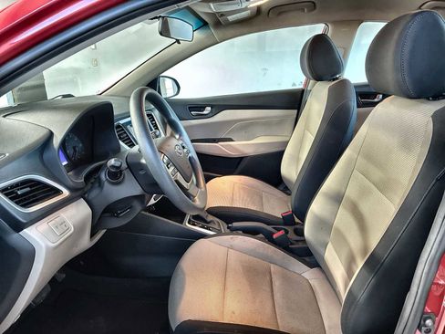 Used 2022 Hyundai Accent SE image 13