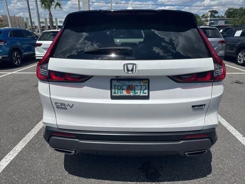 Used 2024 Honda CR-V Sport Touring image 7