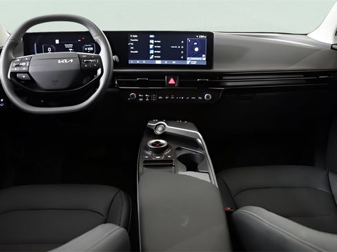 New 2025 Kia EV6 Wind image 14