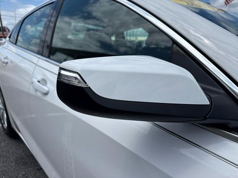 Used 2018 Chevrolet Malibu LT FWD image 51