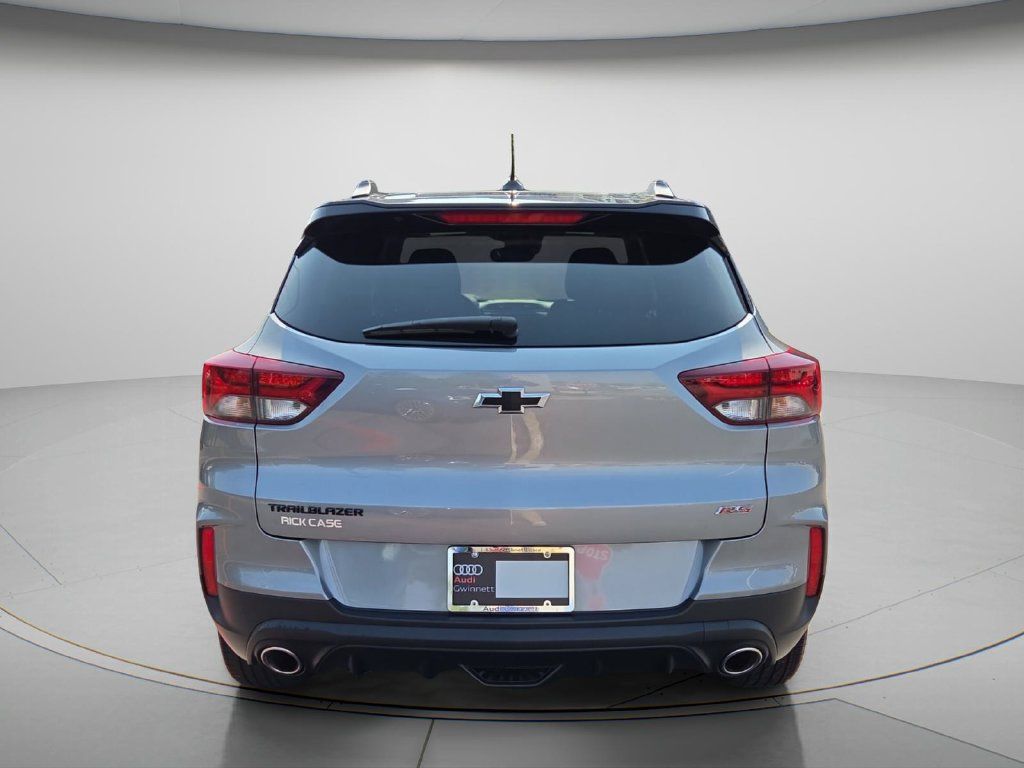 Used 2023 Chevrolet TrailBlazer RS w/ Convenience Package FWD image 5