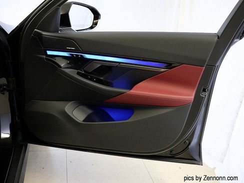 Certified 2026 BMW 540i xDrive image 36