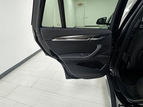 Used 2018 BMW X1 xDrive28i w/ Convenience Package image 10