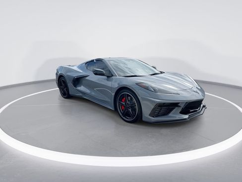 Used 2024 Chevrolet Corvette Stingray Coupe w/ Z51 Performance Package RWD image 2