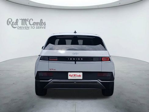 Used 2024 Hyundai Ioniq 5 SEL image 4