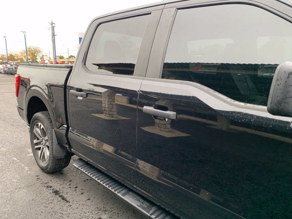 Certified 2022 Ford F150 XL w/ STX Appearance Package AWD/4WD image 17