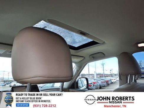 Used 2024 Nissan Armada SL w/ Captain's Chairs Package image 10