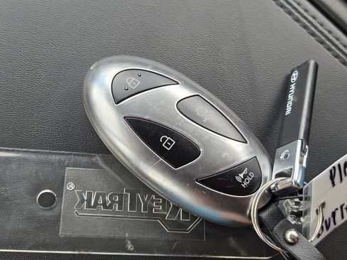 Used 2024 Hyundai Santa Fe XRT AWD/4WD image 28