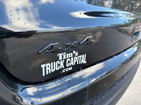 Used 2018 Jeep Compass Latitude w/ Popular Equipment Group image 10