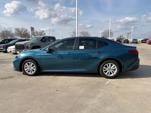 New 2026 Toyota Camry LE w/ Convenience Package image 2