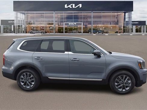 New 2025 Kia Telluride LX image 2