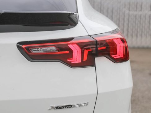 New 2026 BMW X2 xDrive28i w/ Technology Package AWD/4WD image 7