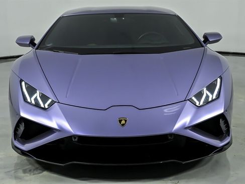 Used 2021 Lamborghini Huracan EVO RWD image 4
