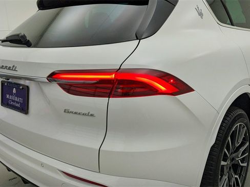 Used 2024 Maserati Grecale GT image 32