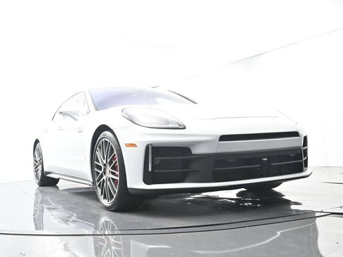 Certified 2025 Porsche Panamera 4S AWD/4WD image 56
