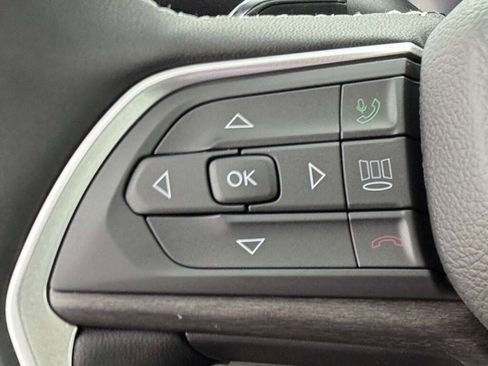 New 2026 Jeep Grand Cherokee Altitude image 39