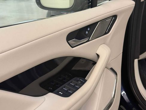 Used 2024 Jaguar I-PACE R-Dynamic HSE image 19