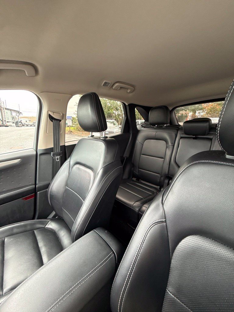 Used 2020 Ford Escape SEL AWD/4WD image 12