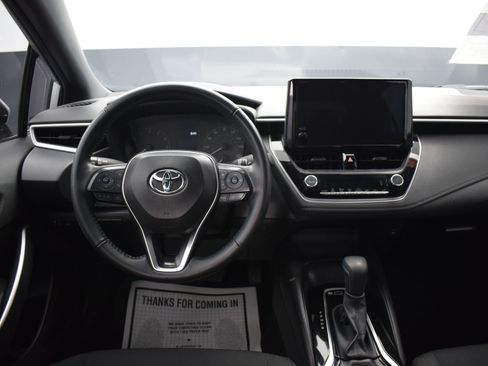 Used 2025 Toyota Corolla SE image 14