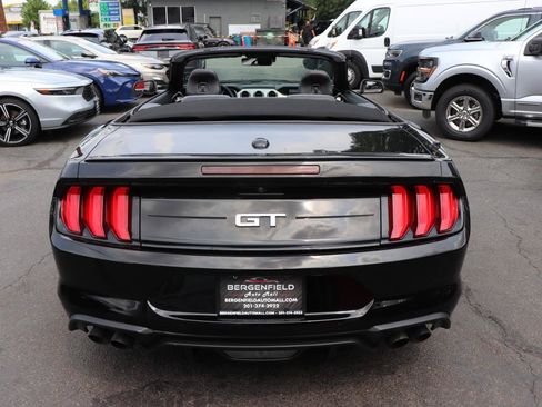 Used 2022 Ford Mustang GT Premium RWD image 4