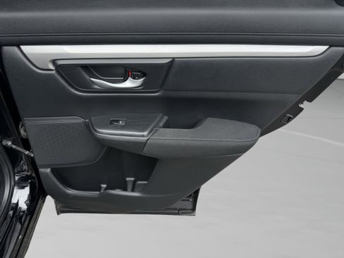 Used 2018 Honda CR-V LX image 33