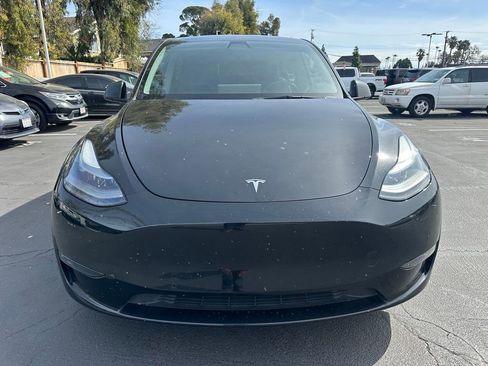 Used 2022 Tesla Model Y Performance image 7