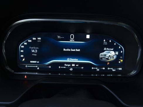 Used 2022 Chevrolet Tahoe Z71 w/ Z71 Off-Road Package image 24