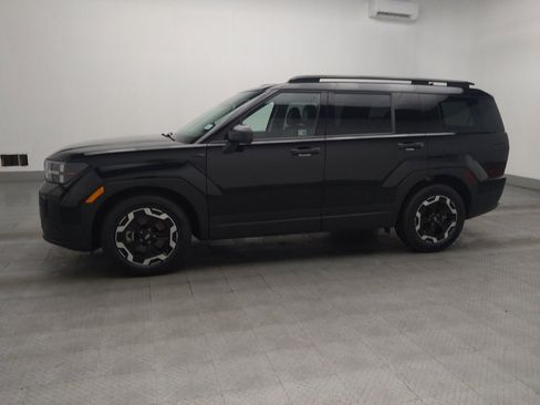 Used 2024 Hyundai Santa Fe SEL image 2