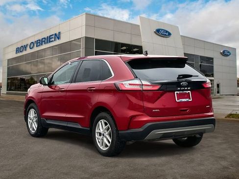 Certified 2022 Ford Edge SEL w/ Convenience Package image 3