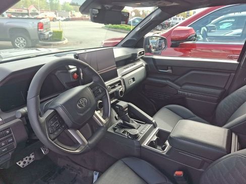 Used 2024 Toyota Tacoma TRD Sport w/ TRD Sport Premium Package AWD/4WD image 12