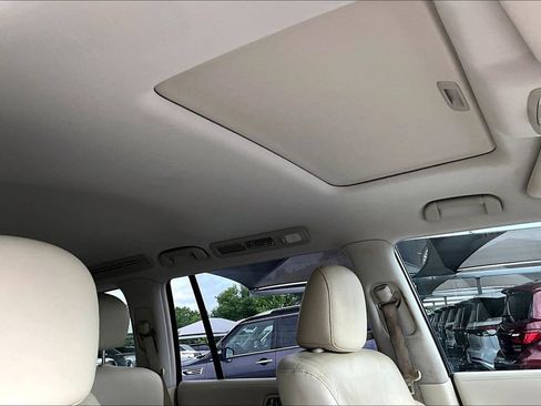 Used 2016 INFINITI QX80 2WD w/ Driver's Assistance Package image 23