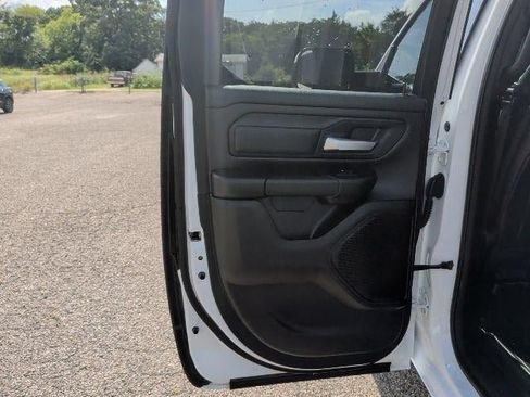 Used 2024 RAM 1500 Tradesman w/ Trailer Tow Group AWD/4WD image 12