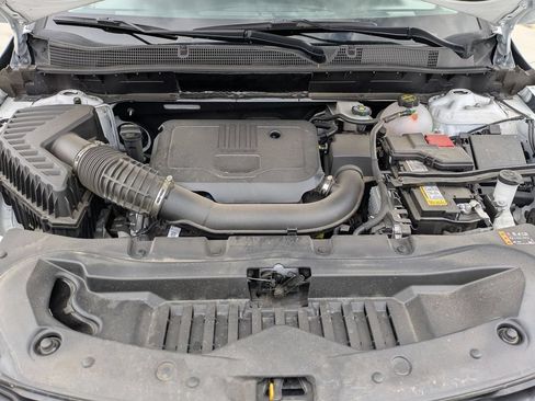 Used 2025 Chevrolet Blazer LT AWD/4WD image 29