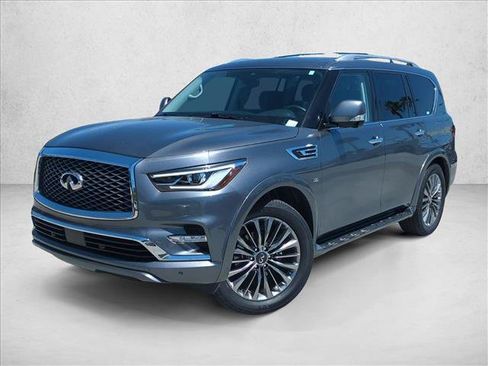 Used 2018 INFINITI QX80 4WD w/ Driver Assistance Package image 2