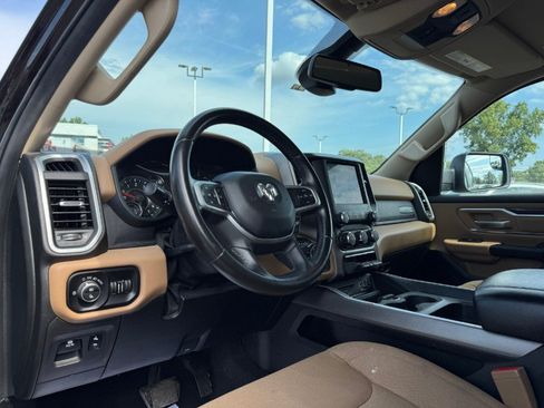 Used 2019 RAM 1500 Big Horn AWD/4WD image 14