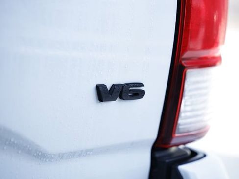 Used 2019 Toyota Tacoma TRD Sport image 13