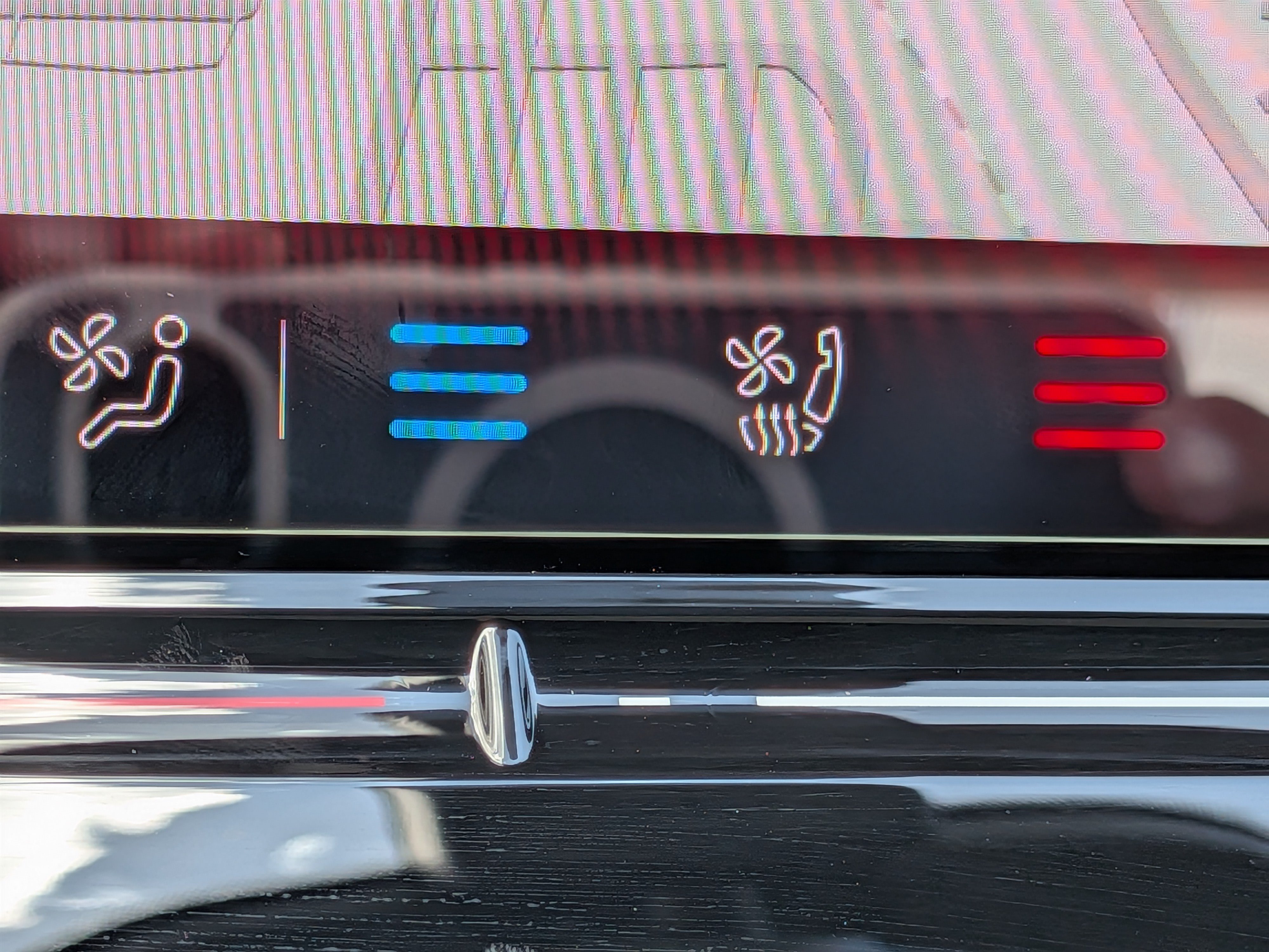 New 2026 Volkswagen GTI SE FWD image 24
