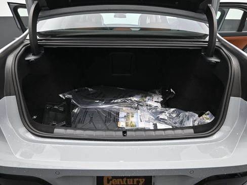 New 2026 BMW 740i w/ Executive Package RWD image 27