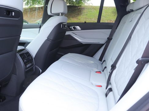 New 2026 BMW X5 sDrive40i w/ Climate Comfort Package RWD image 12